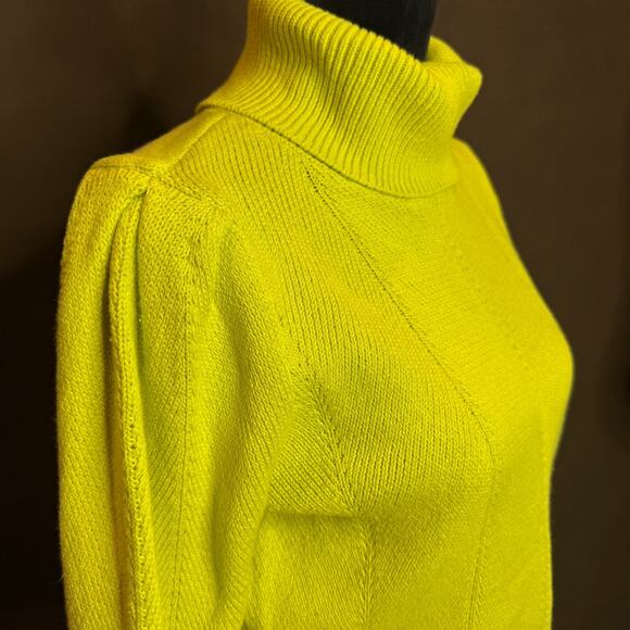 LOFT 100% Cotton Turtleneck Sweater Women’s M Neon Yellow Chunky Knit Bright - Picture 2 of 9
